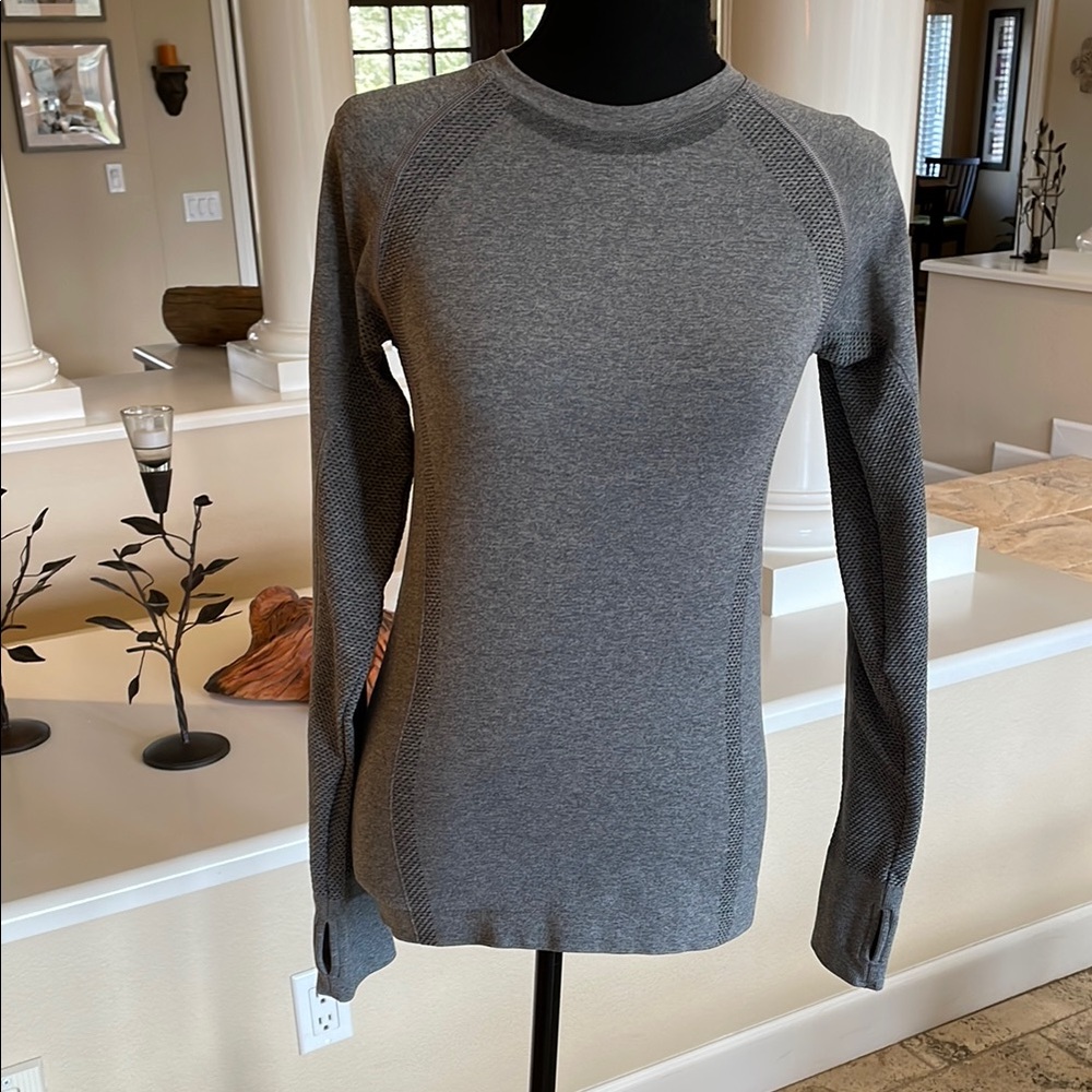 Women's TEK GEAR Gray Long Sleeve seamless Top
